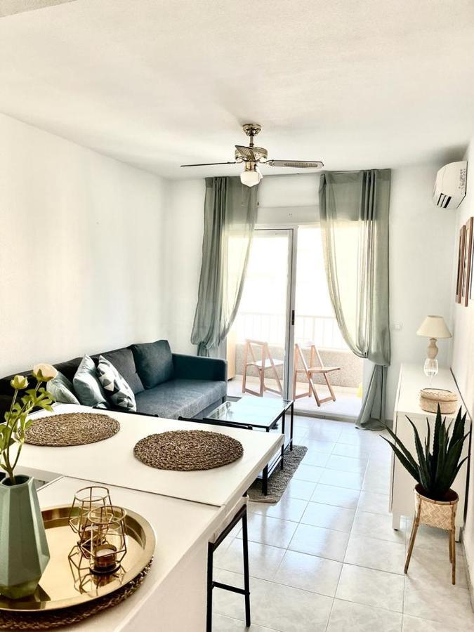Apatrament Torrevieja Apartment Exterior photo